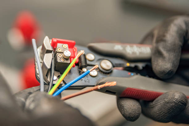 Best Licensed Electrician  in Channahon, IL